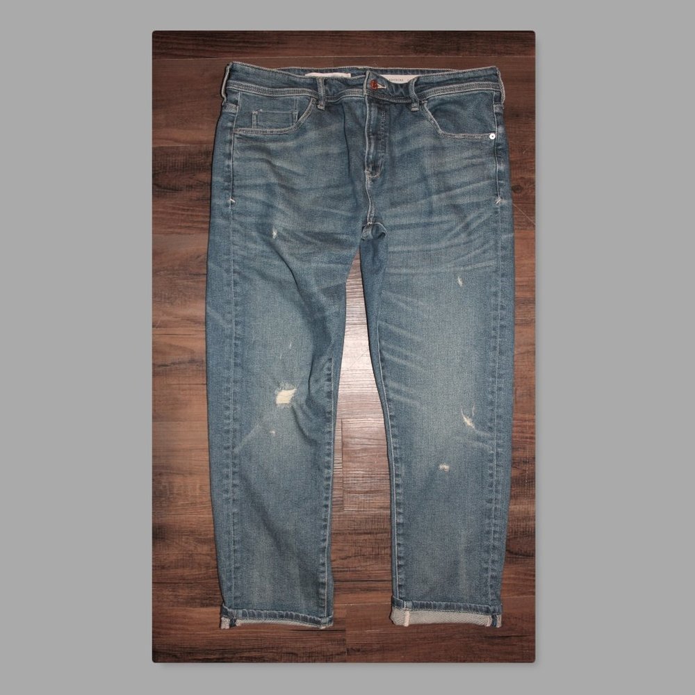 Anthropologie Pilcro & The Letterpress Size 32 Distressed Slim Boyfriend Jeans